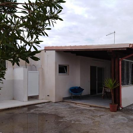 Willa Monolocale Indipendente Con Giardino E Parcheggio Privato Porto Cesareo Zewnętrze zdjęcie